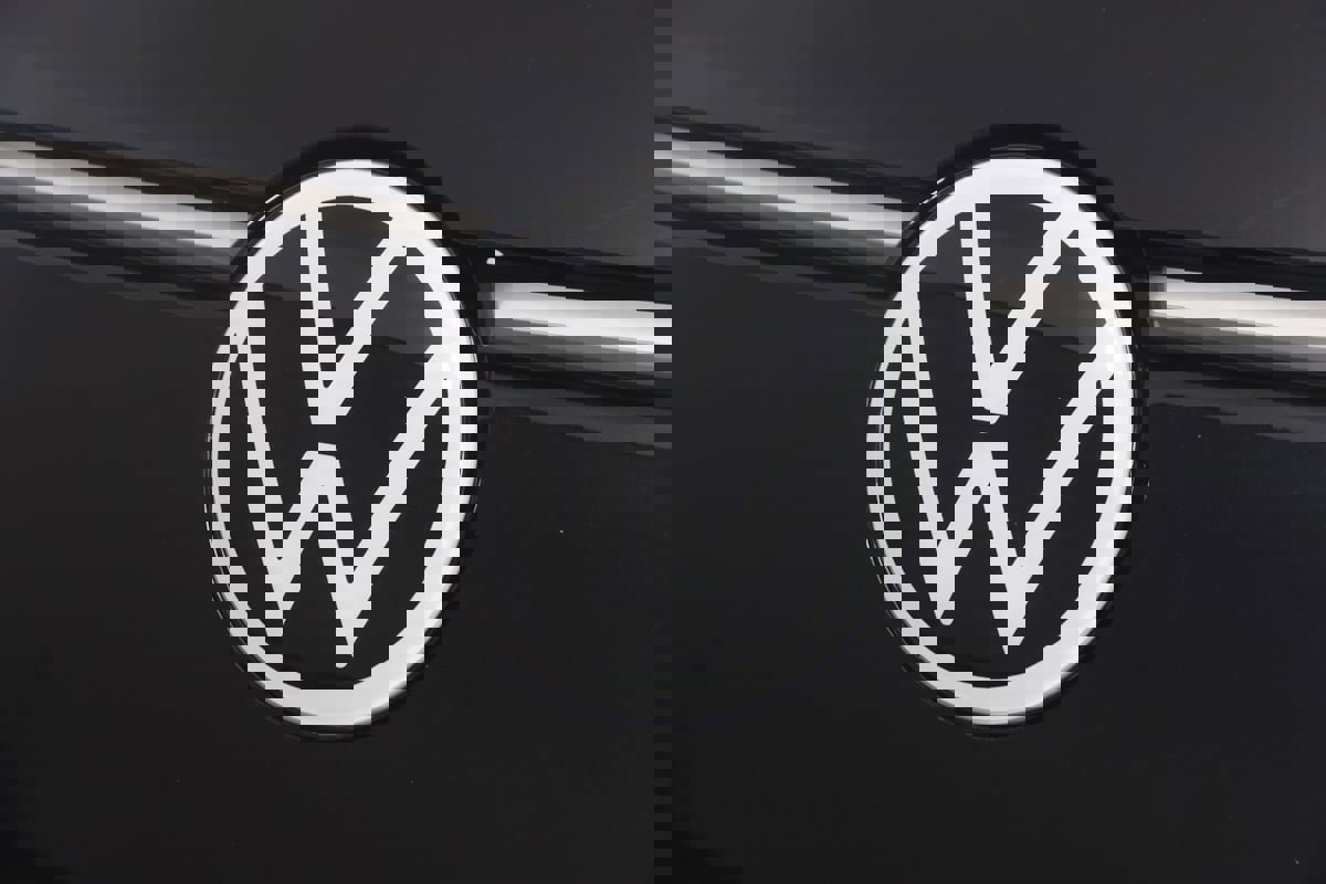 Used 2025 Volkswagen ID. Buzz Pro S image 18