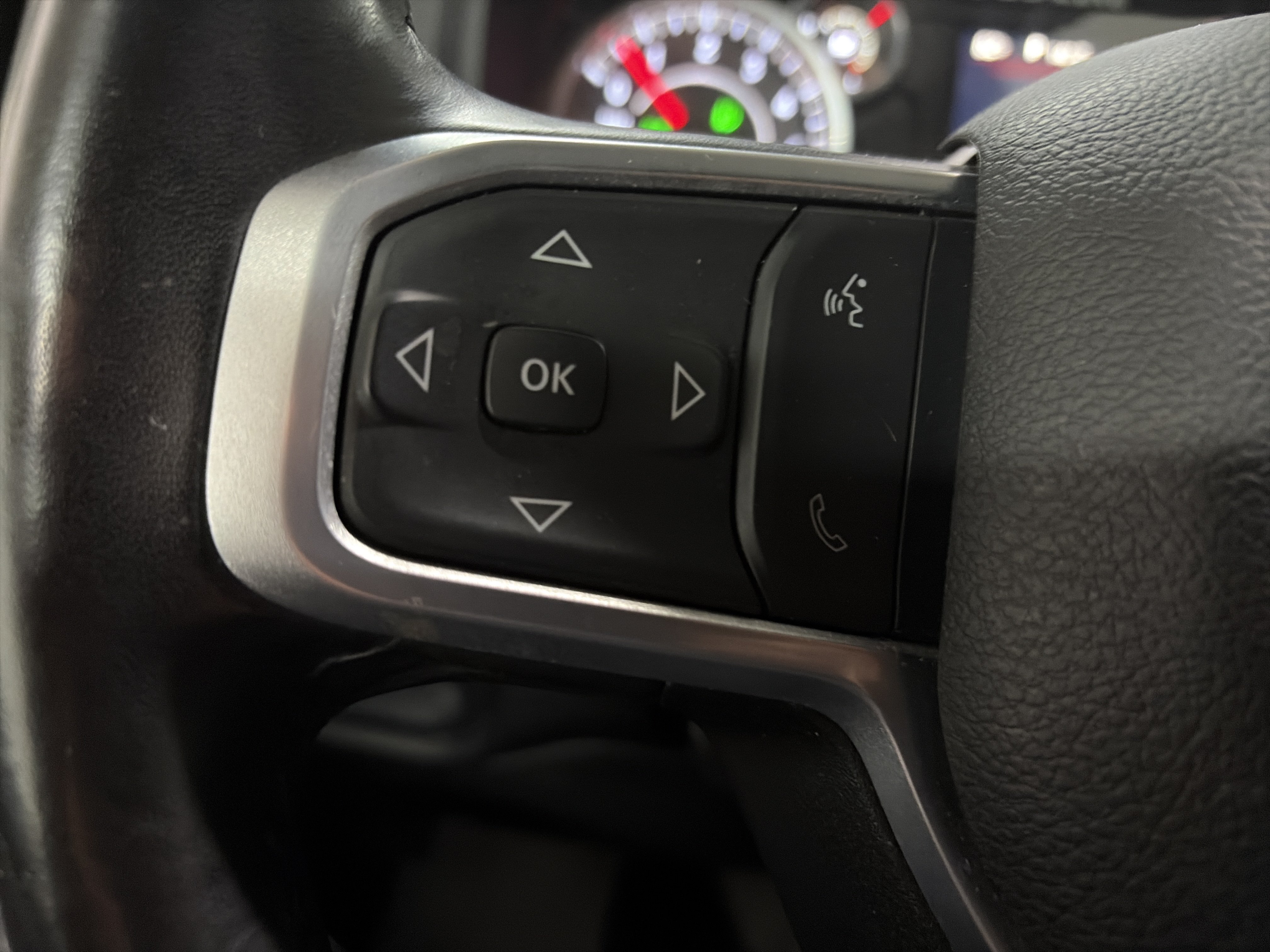 Used 2024 RAM 2500 Big Horn AWD/4WD image 6