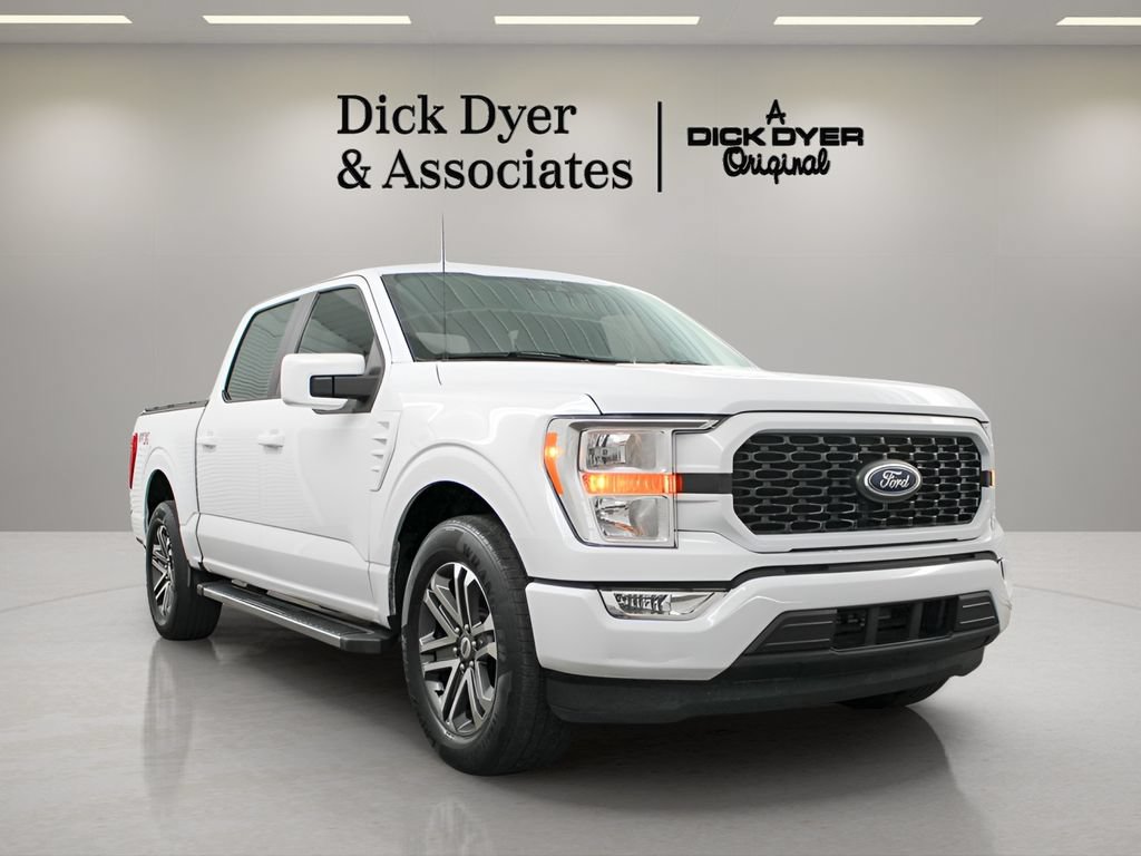 Used 2022 Ford F150 XL w/ STX Appearance Package RWD image 9