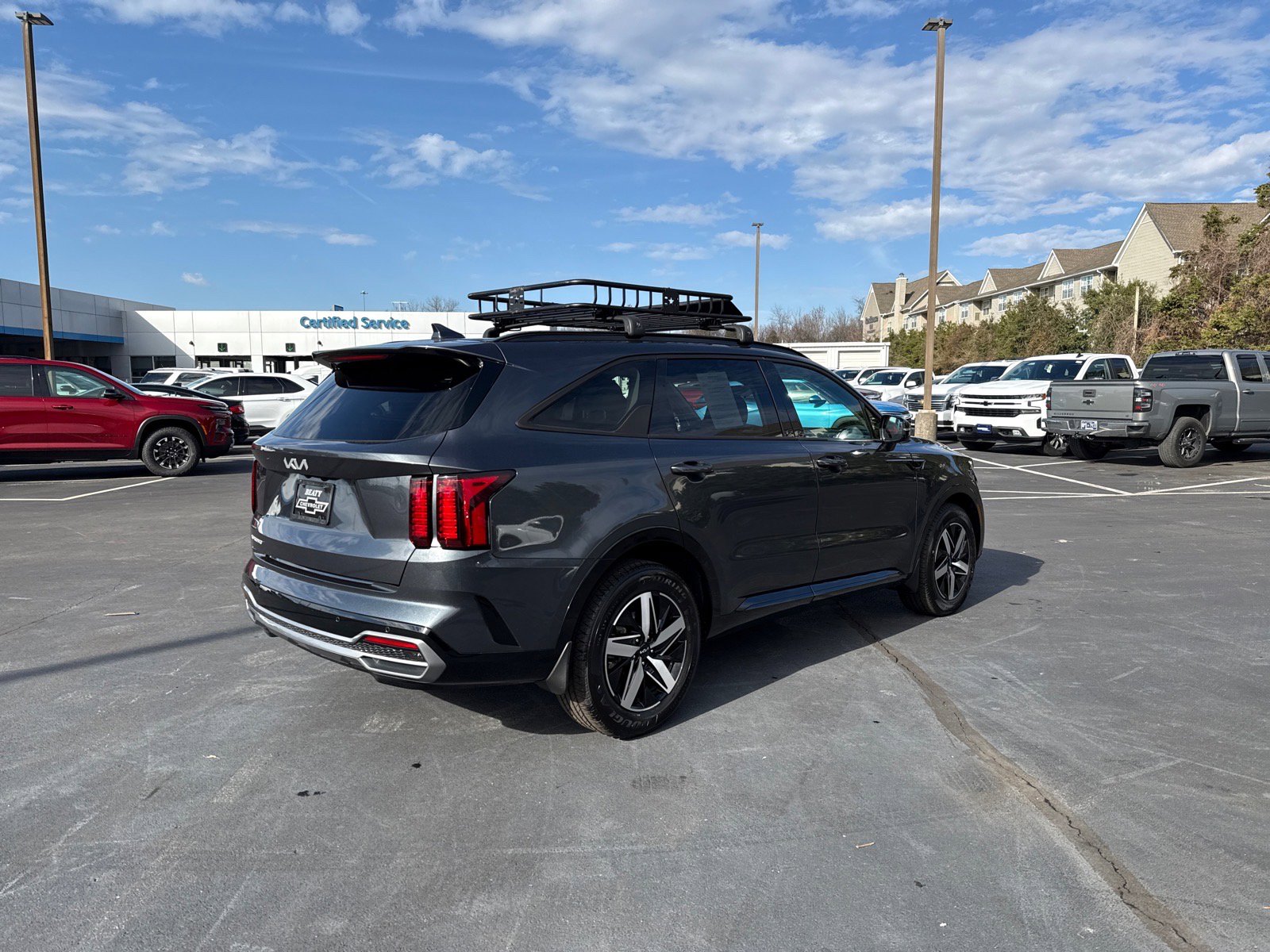 Used 2023 Kia Sorento S w/ Panoramic Sunroof Package image 3