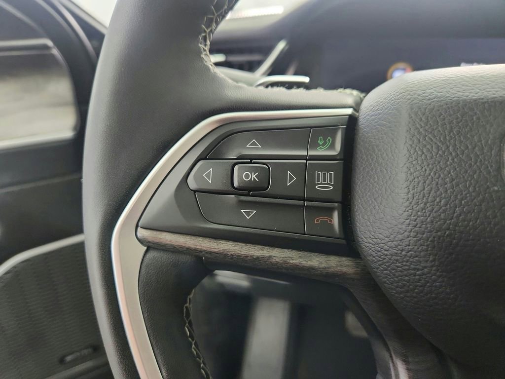 Used 2023 Jeep Grand Cherokee 4WD 4xe image 40