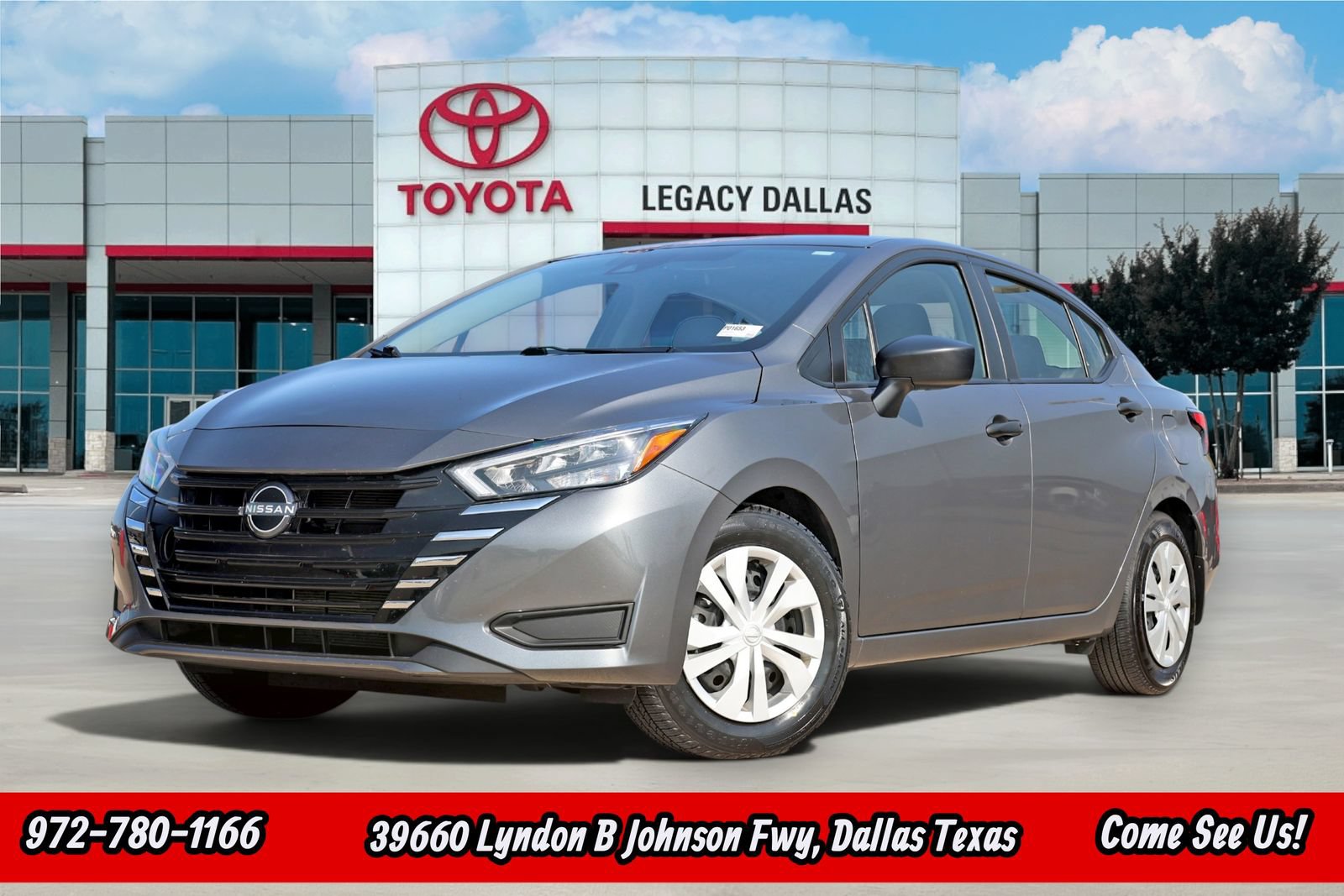 Used 2025 Nissan Versa S w/ Trunk Package FWD image 1