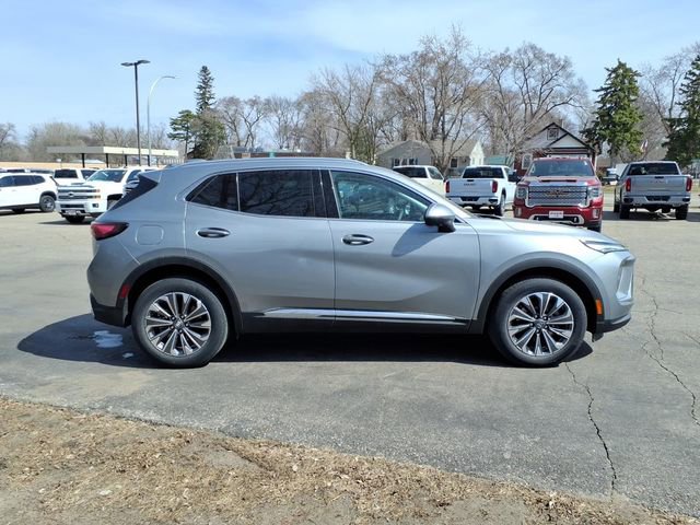 Used 2025 Buick Envision Preferred image 2