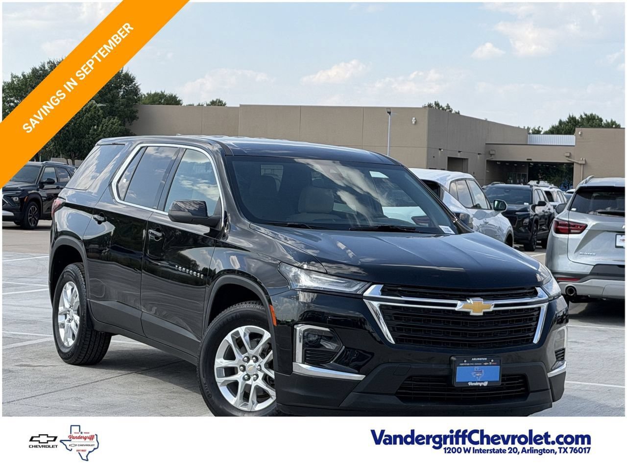 Used 2023 Chevrolet Traverse LS AWD/4WD image 3