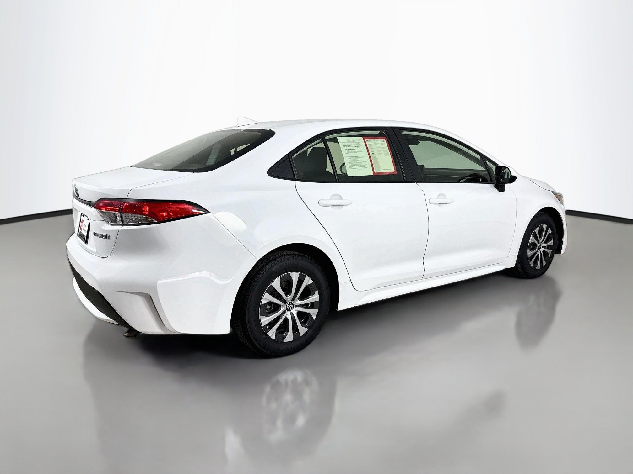 Certified 2022 Toyota Corolla LE FWD image 8