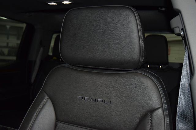 Used 2025 GMC Sierra 1500 Denali w/ Denali Reserve Package image 39