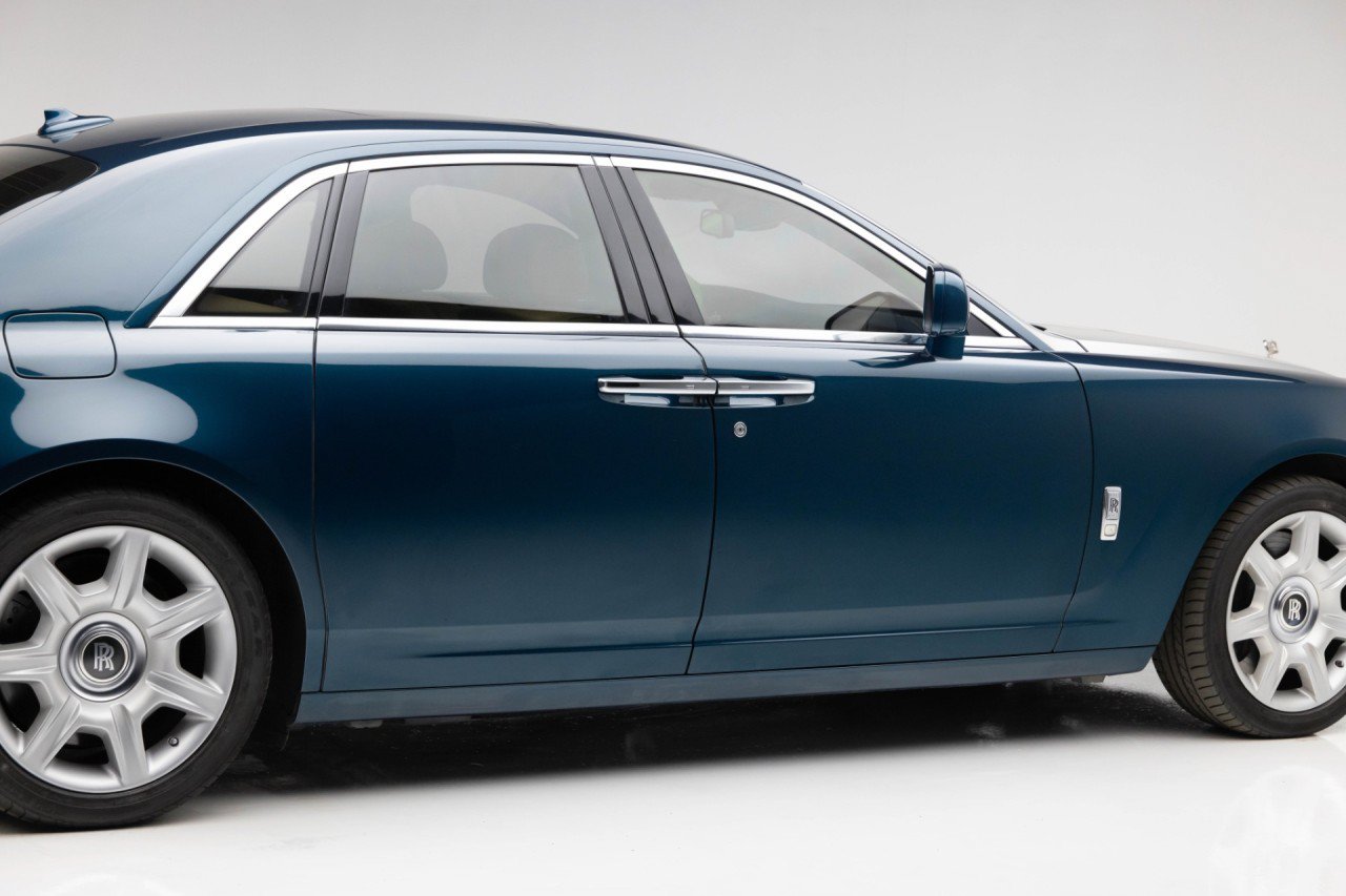 Used 2010 Rolls-Royce Ghost RWD image 31