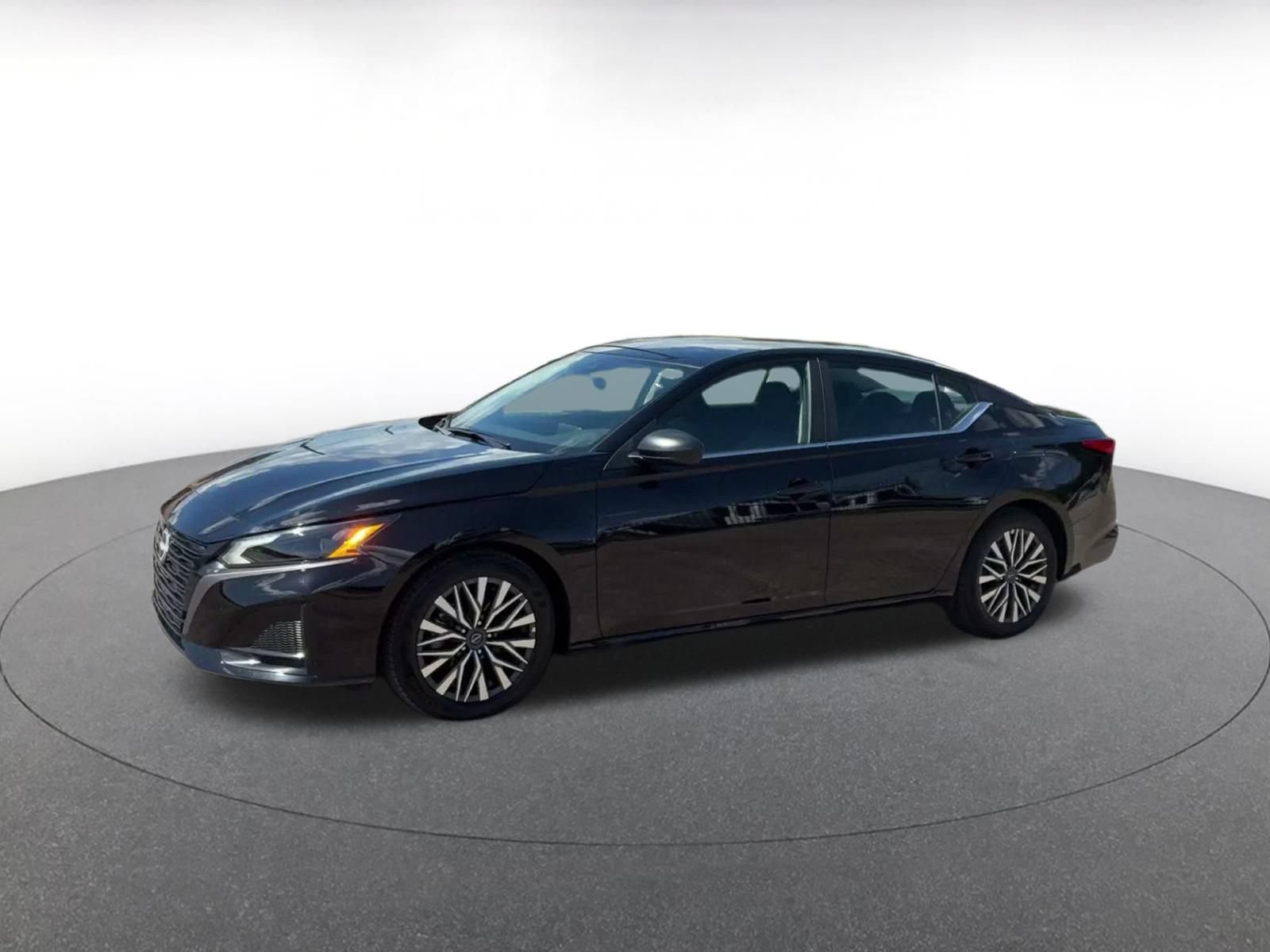 Used 2026 Nissan Altima 2.5 SV FWD image 7