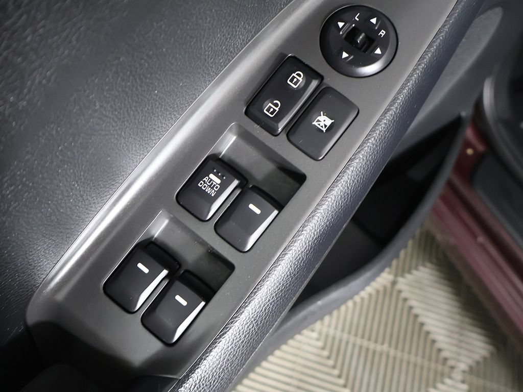Used 2018 Kia Forte LX FWD image 28