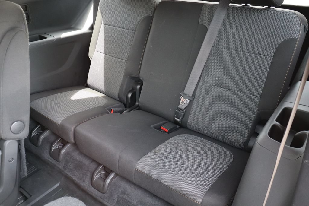 Used 2021 Chevrolet Traverse LT FWD image 42