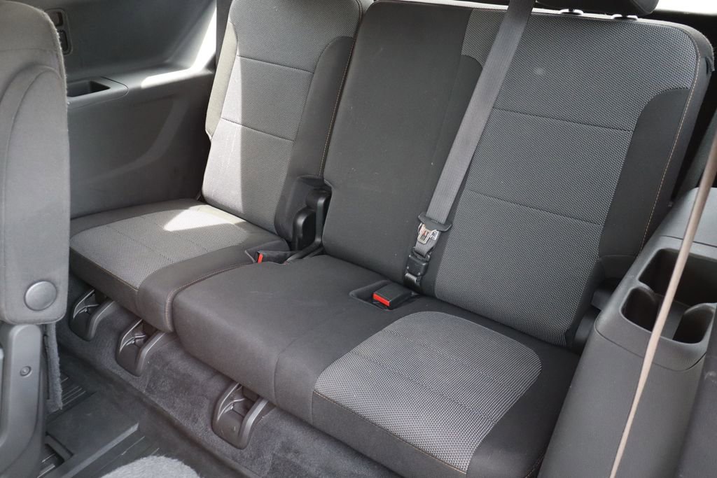 Used 2021 Chevrolet Traverse LT FWD image 42