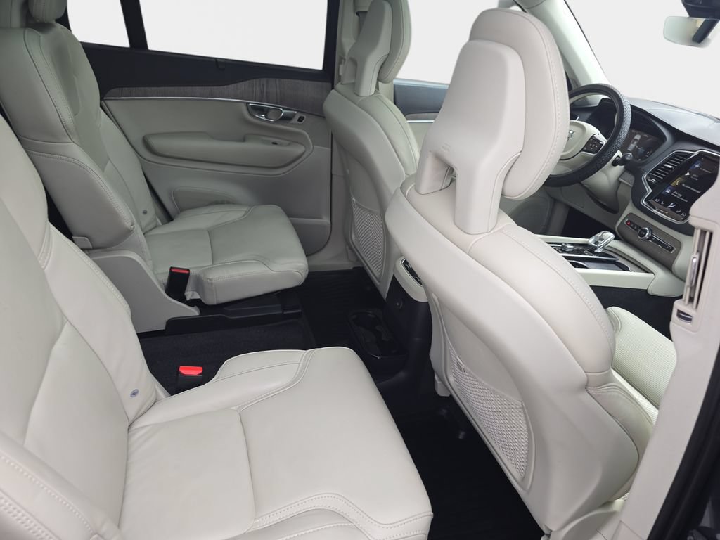Used 2021 Volvo XC90 T8 Inscription w/ Advanced Package AWD/4WD image 13