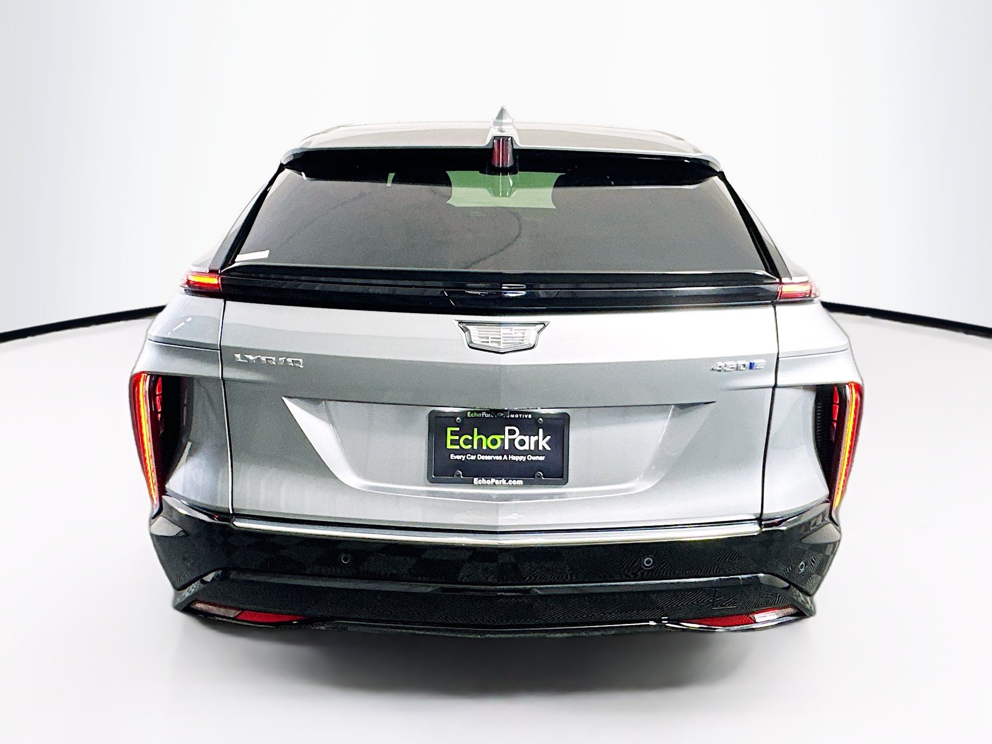 Used 2024 Cadillac Lyriq Tech RWD image 7