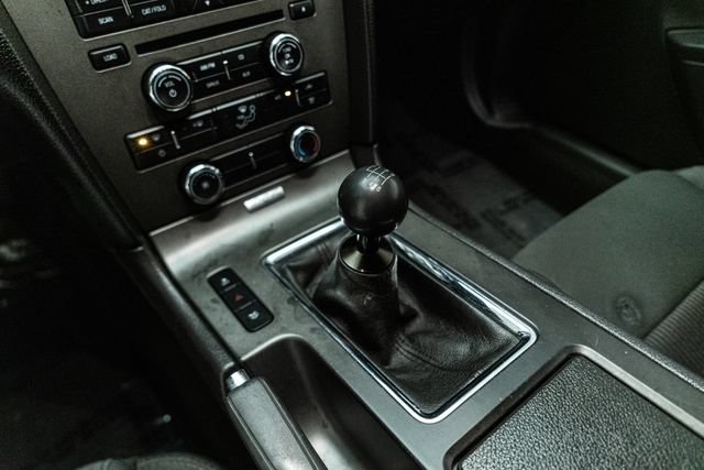 Used 2013 Ford Mustang GT RWD image 25