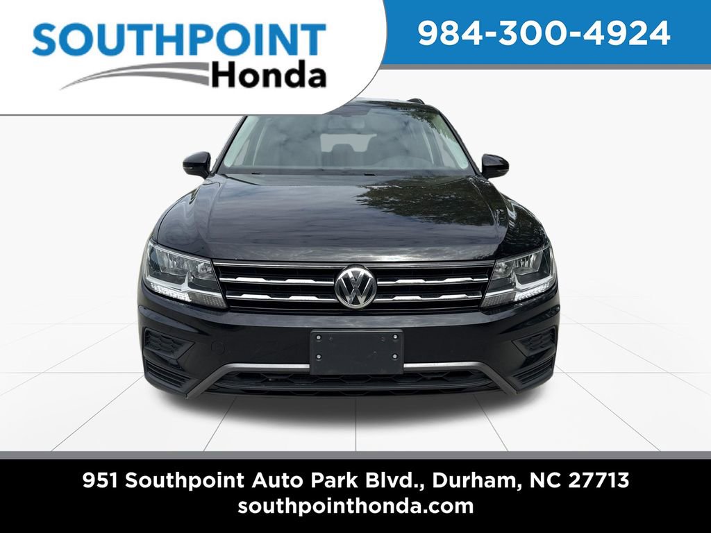 Used 2021 Volkswagen Tiguan SE FWD image 2