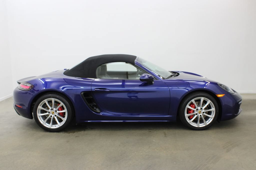 Certified 2022 Porsche 718 Boxster S RWD image 8