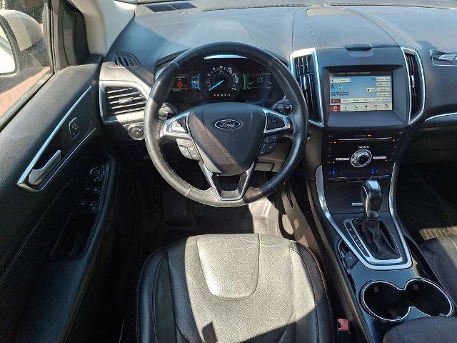 Certified 2017 Ford Edge Titanium w/ Equipment Group 301A FWD image 11