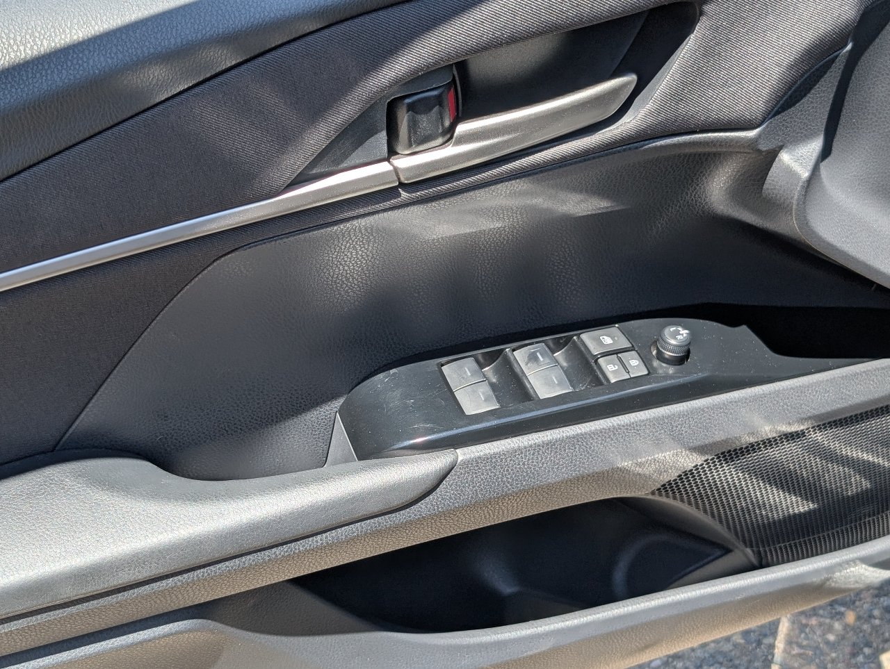 Used 2026 Toyota Camry LE FWD image 15