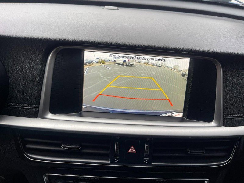 Used 2020 Kia Optima LX image 29