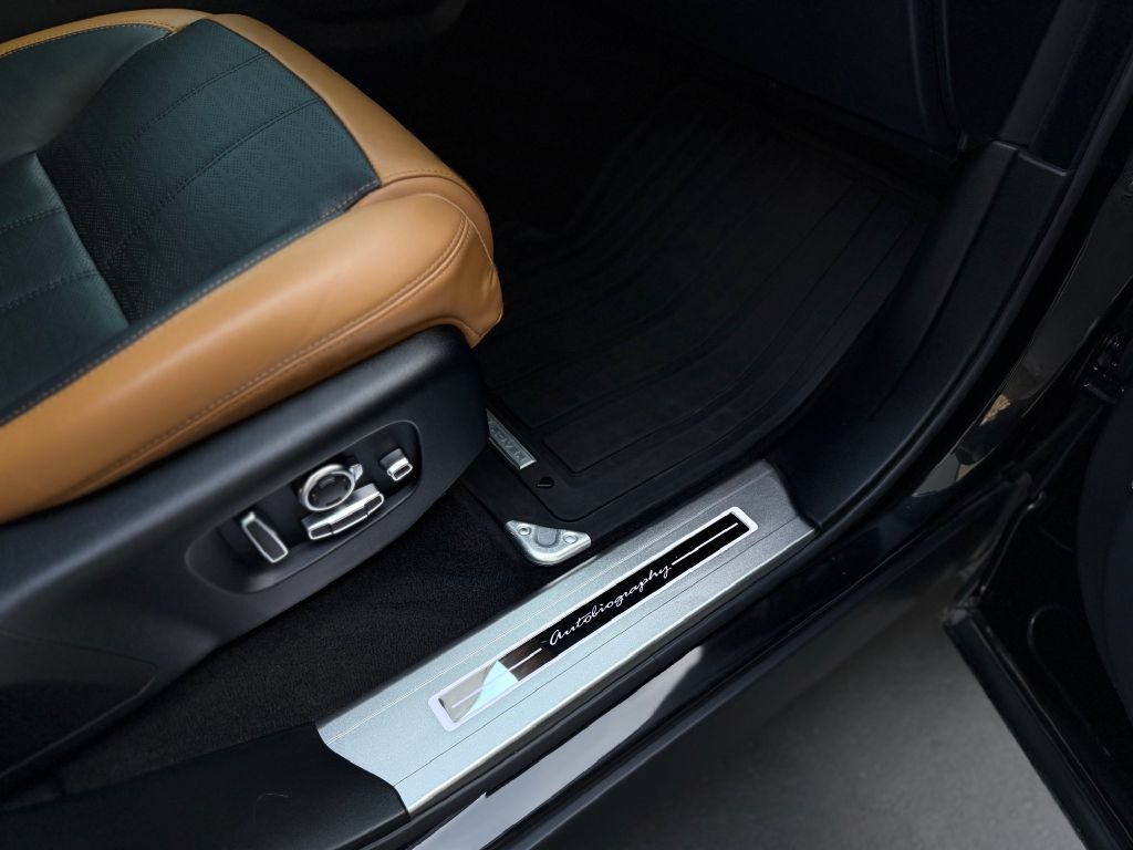 Used 2018 Land Rover Range Rover Sport Autobiography AWD/4WD image 16
