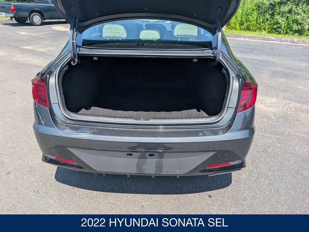 Certified 2022 Hyundai Sonata SEL w/ Preferred Accessory Package FWD image 28