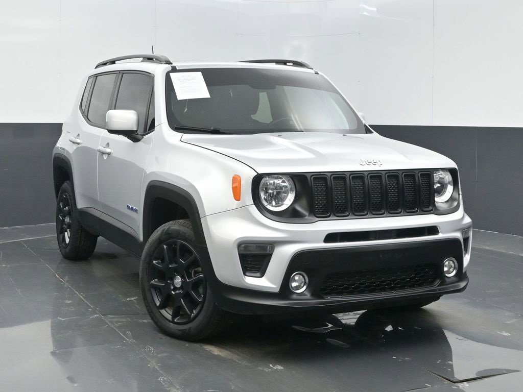 Certified 2020 Jeep Renegade Latitude w/ Cold Weather Group image 2
