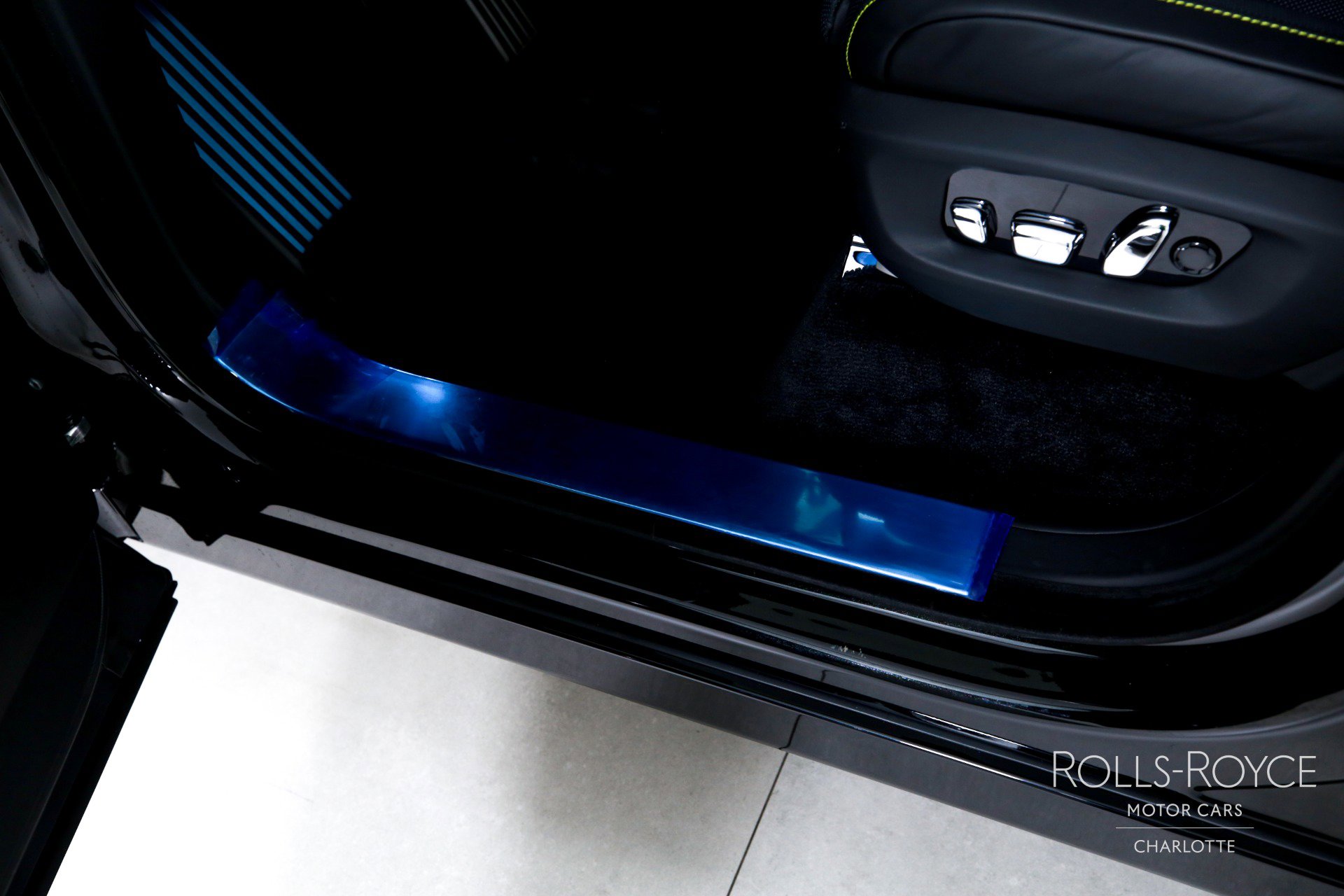New 2026 Rolls-Royce Cullinan image 17