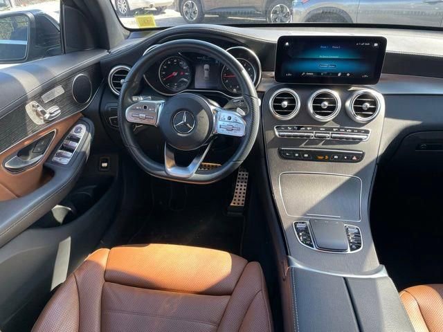 Used 2022 Mercedes-Benz GLC 300 4MATIC Coupe image 10