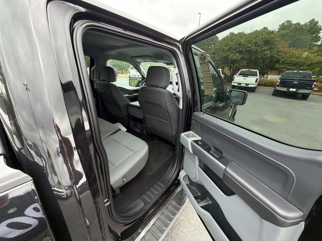 Used 2025 Ford F150 XLT w/ Equipment Group 301A Standard AWD/4WD image 14
