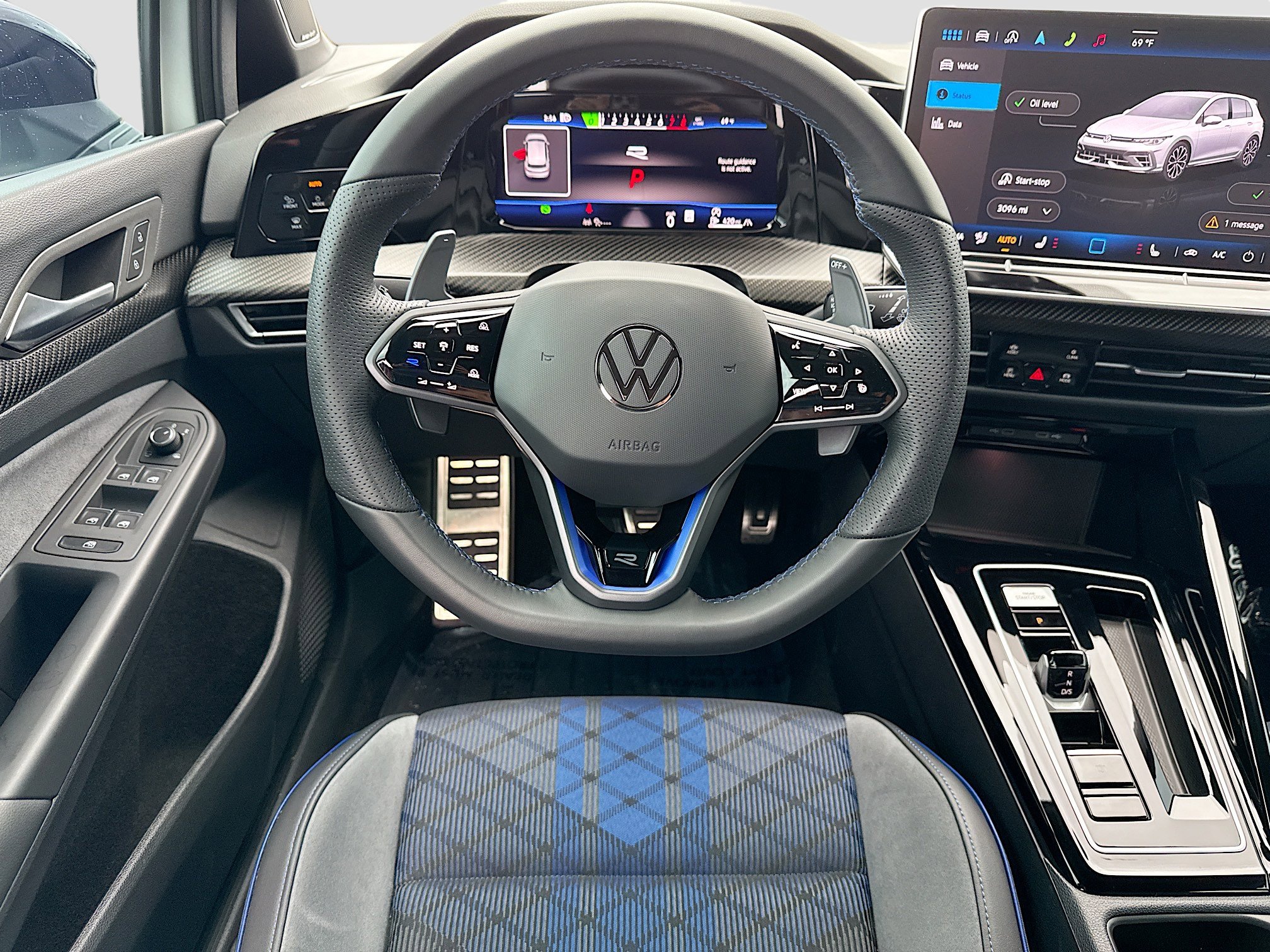 Used 2025 Volkswagen Golf R Black Edition w/ Euro Stye Package image 16