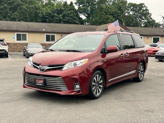 Used 2020 Toyota Sienna XLE w/ XLE Navigation Package