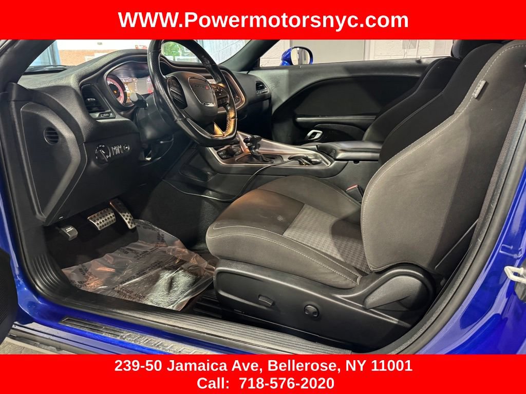 Used 2022 Dodge Challenger R/T w/ Shaker Package RWD image 21