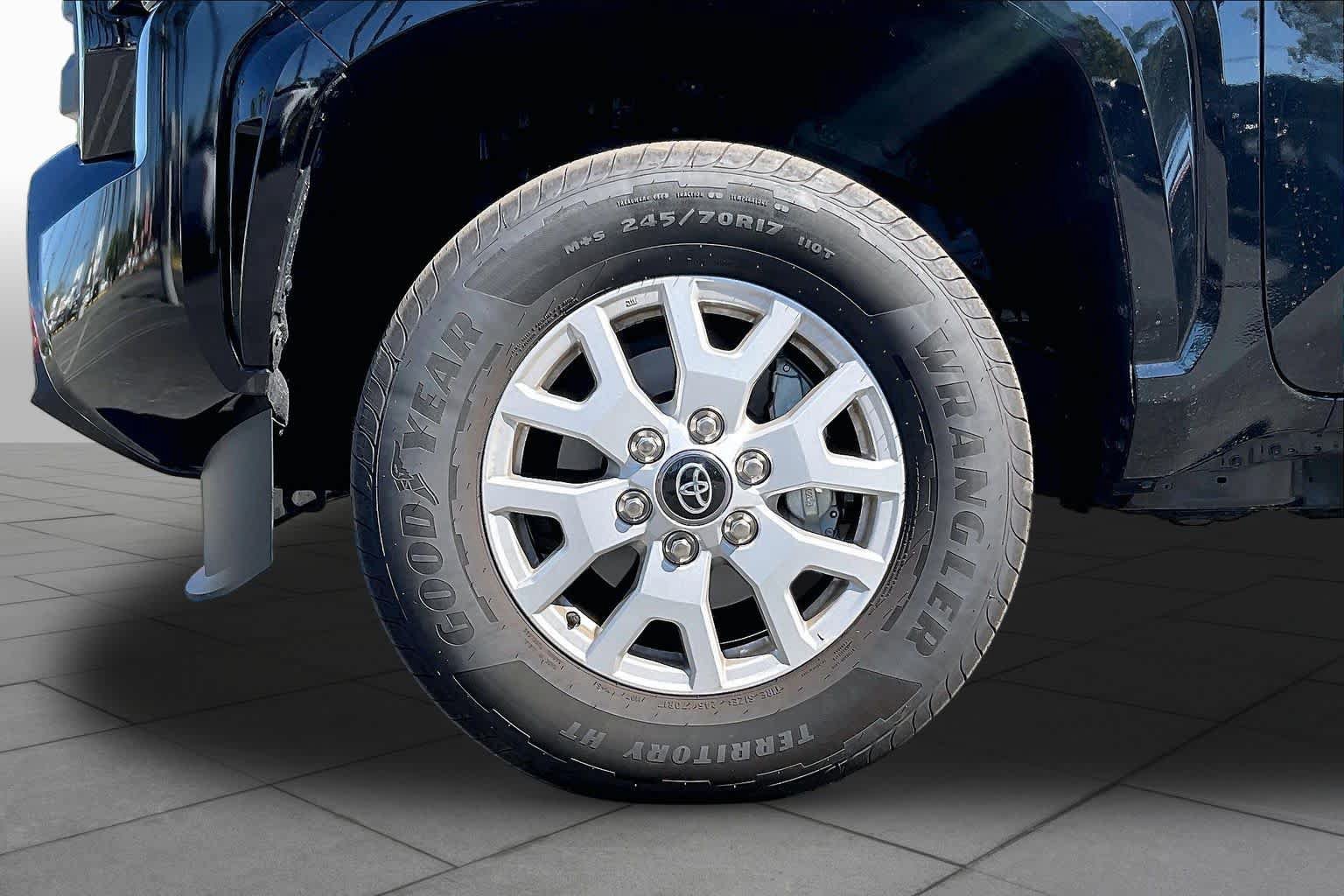 Certified 2026 Toyota Tacoma SR5 RWD image 9