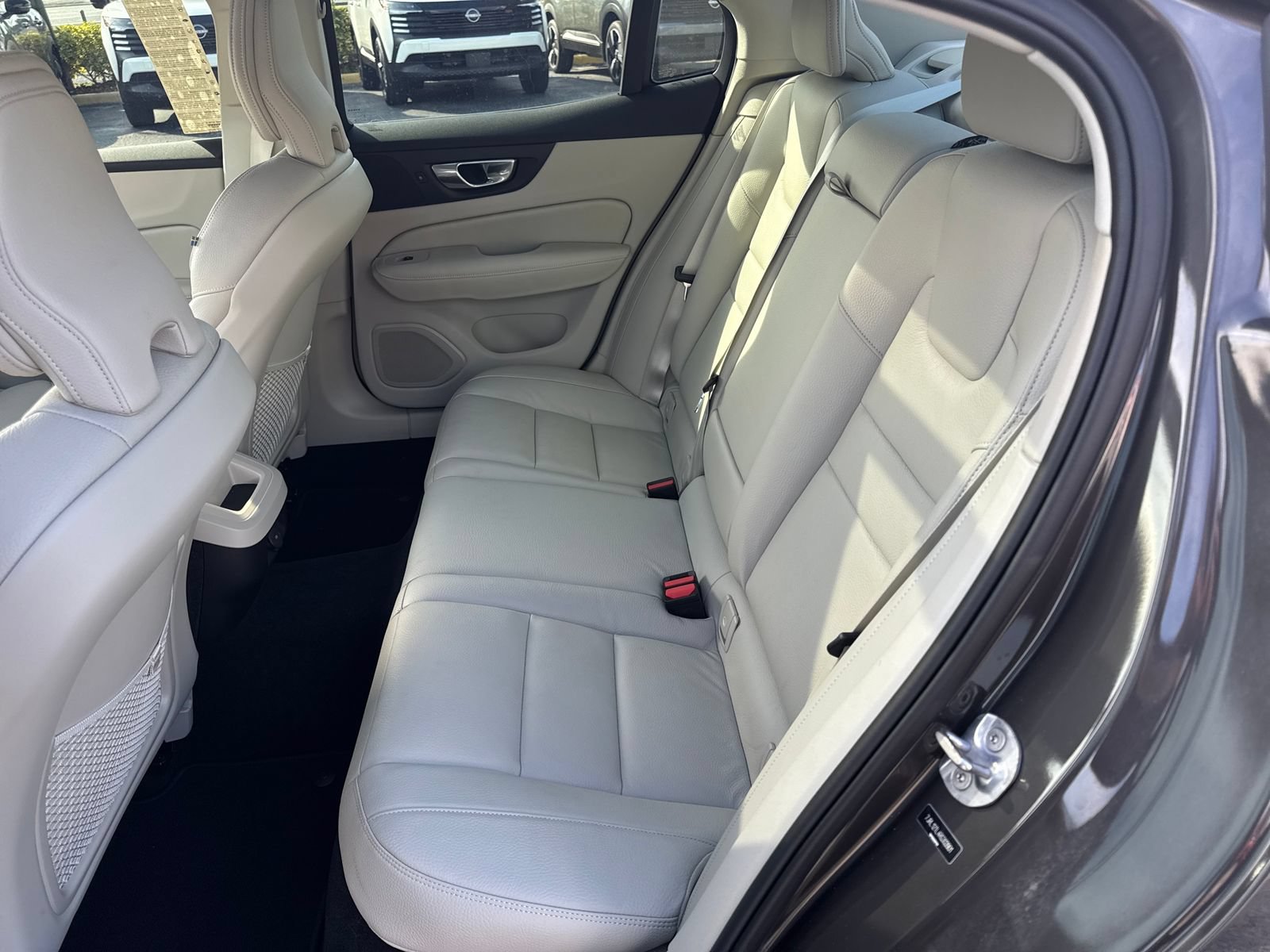 Used 2024 Volvo S60 B5 Plus w/ Protection Package Premier AWD/4WD image 38