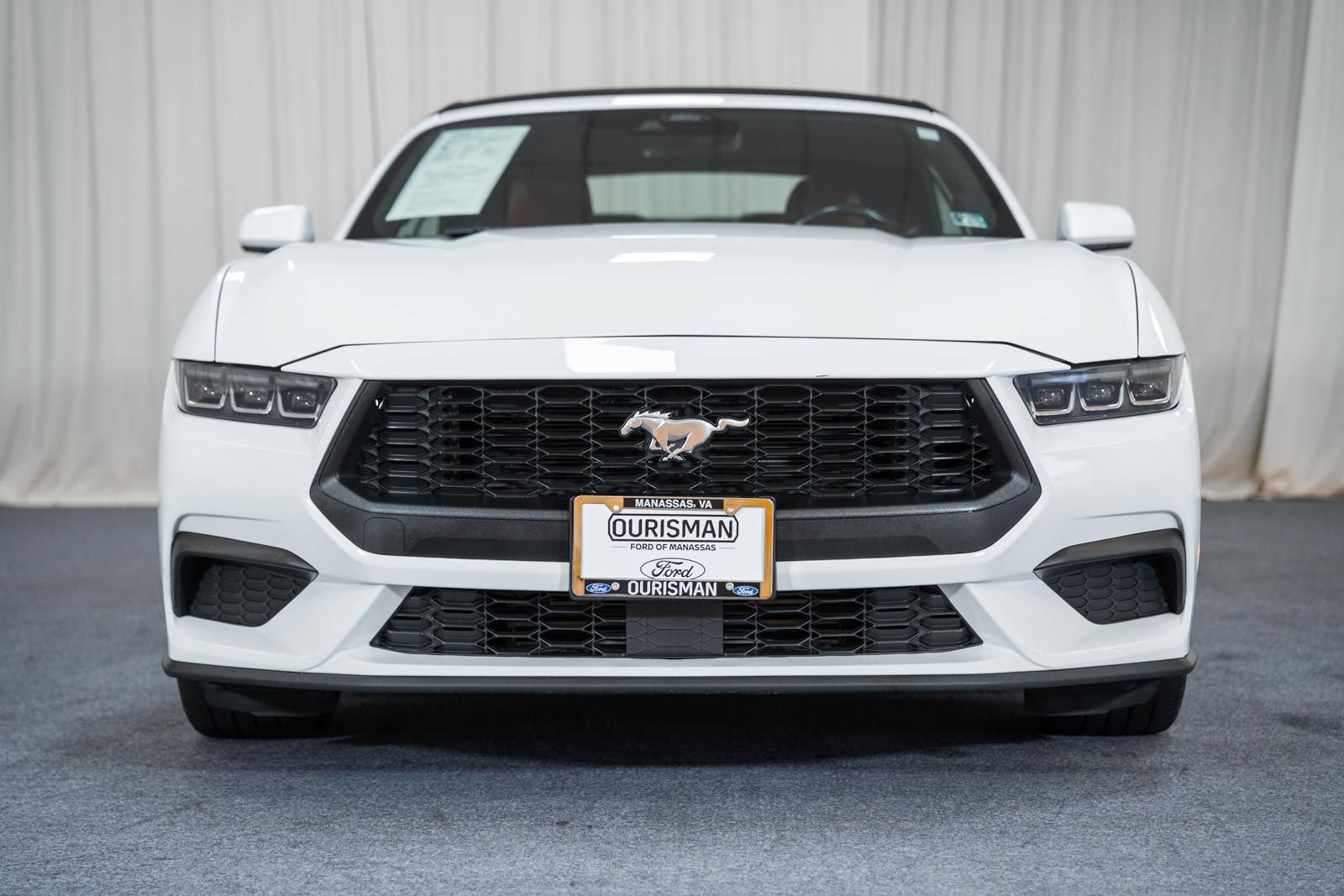 Used 2024 Ford Mustang Premium RWD image 2