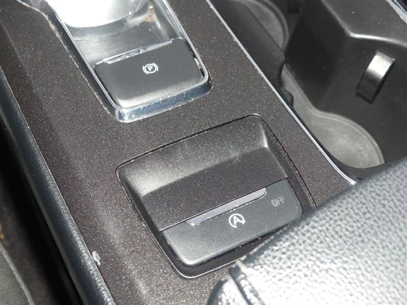 Used 2017 Ford Fusion SE w/ Fusion SE Technology Package image 38