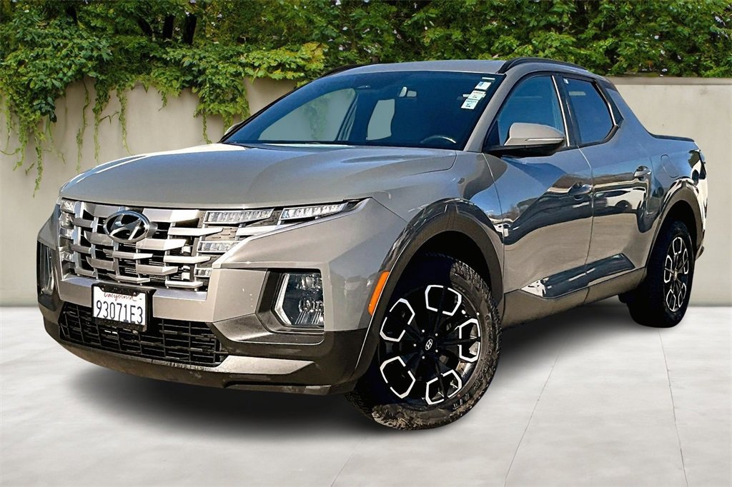 Used 2022 Hyundai Santa Cruz SEL Premium w/ Cargo Package image 3