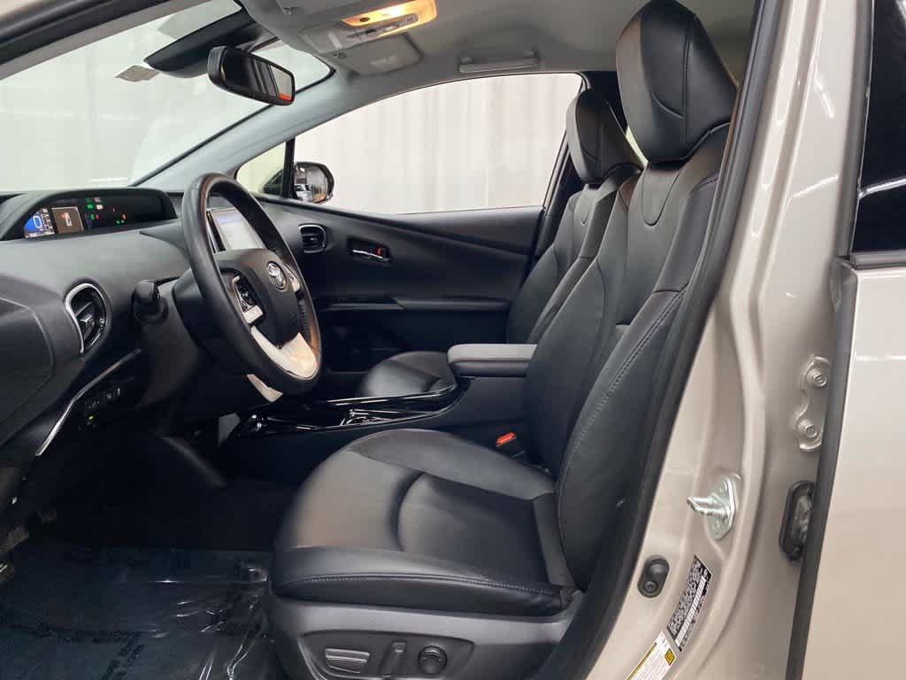 Used 2019 Toyota Prius Prime Advanced FWD image 13