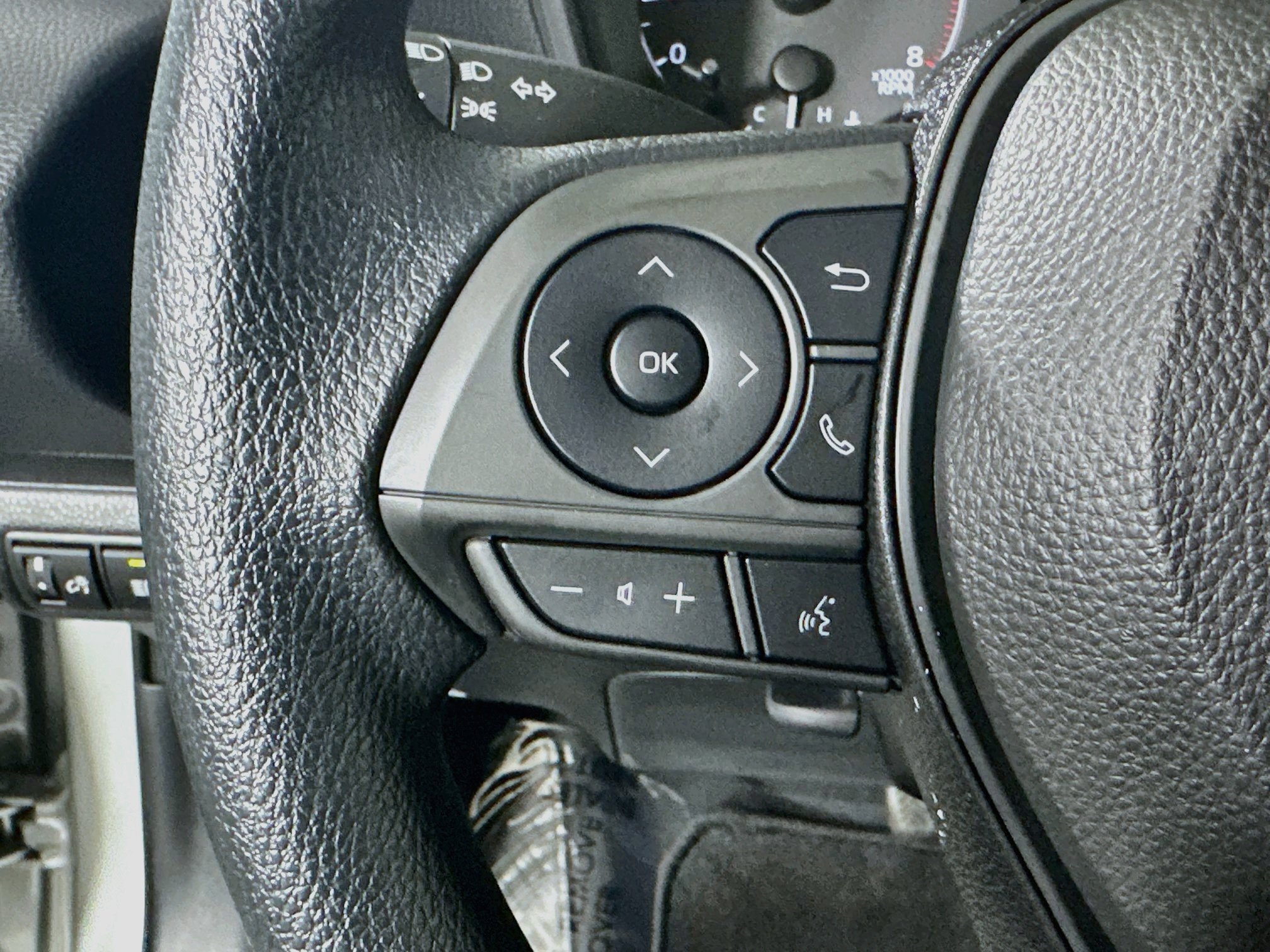 Used 2023 Toyota Corolla LE FWD image 16