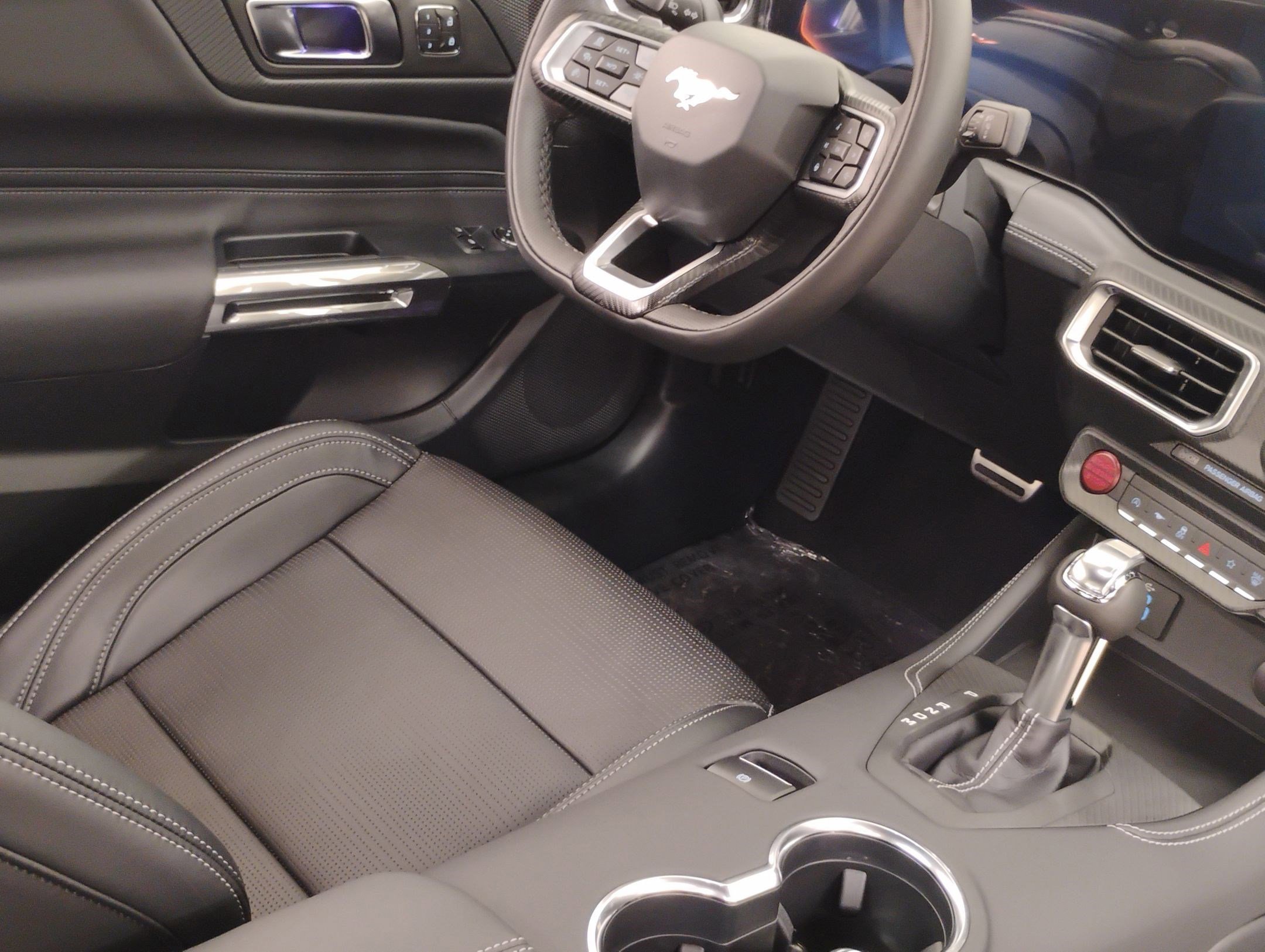 New 2025 Ford Mustang GT Premium w/ 60th Anniversary Package image 4