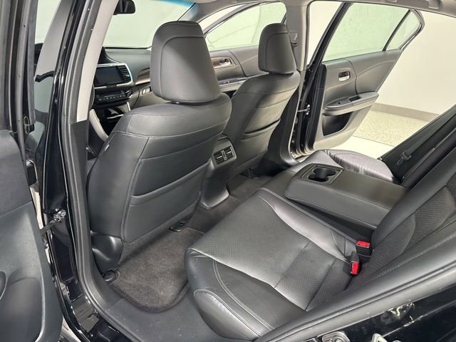Used 2016 Honda Accord EX-L image 25
