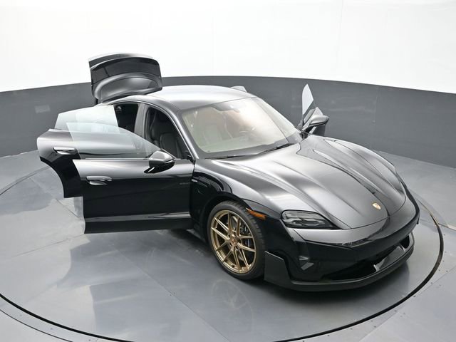 Certified 2025 Porsche Taycan Turbo GT image 35