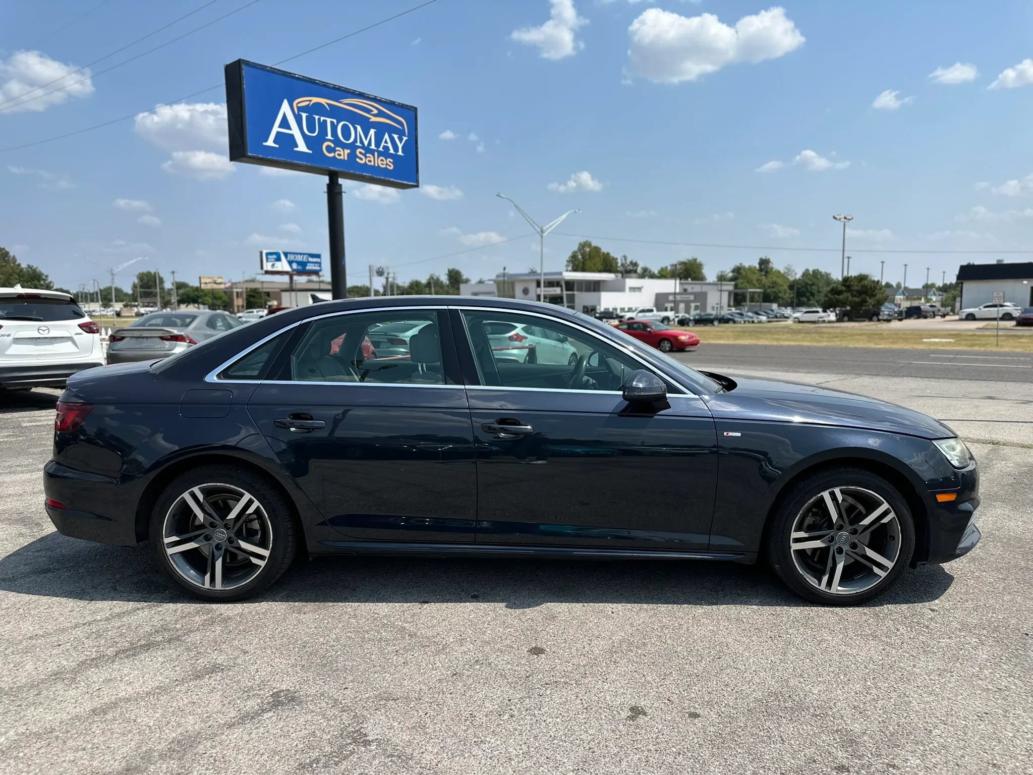 Used 2018 Audi A4 2.0T Ultra Premium Plus w/ Premium Plus Package FWD image 5