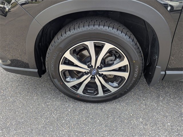 Used 2023 Subaru Forester Limited image 28