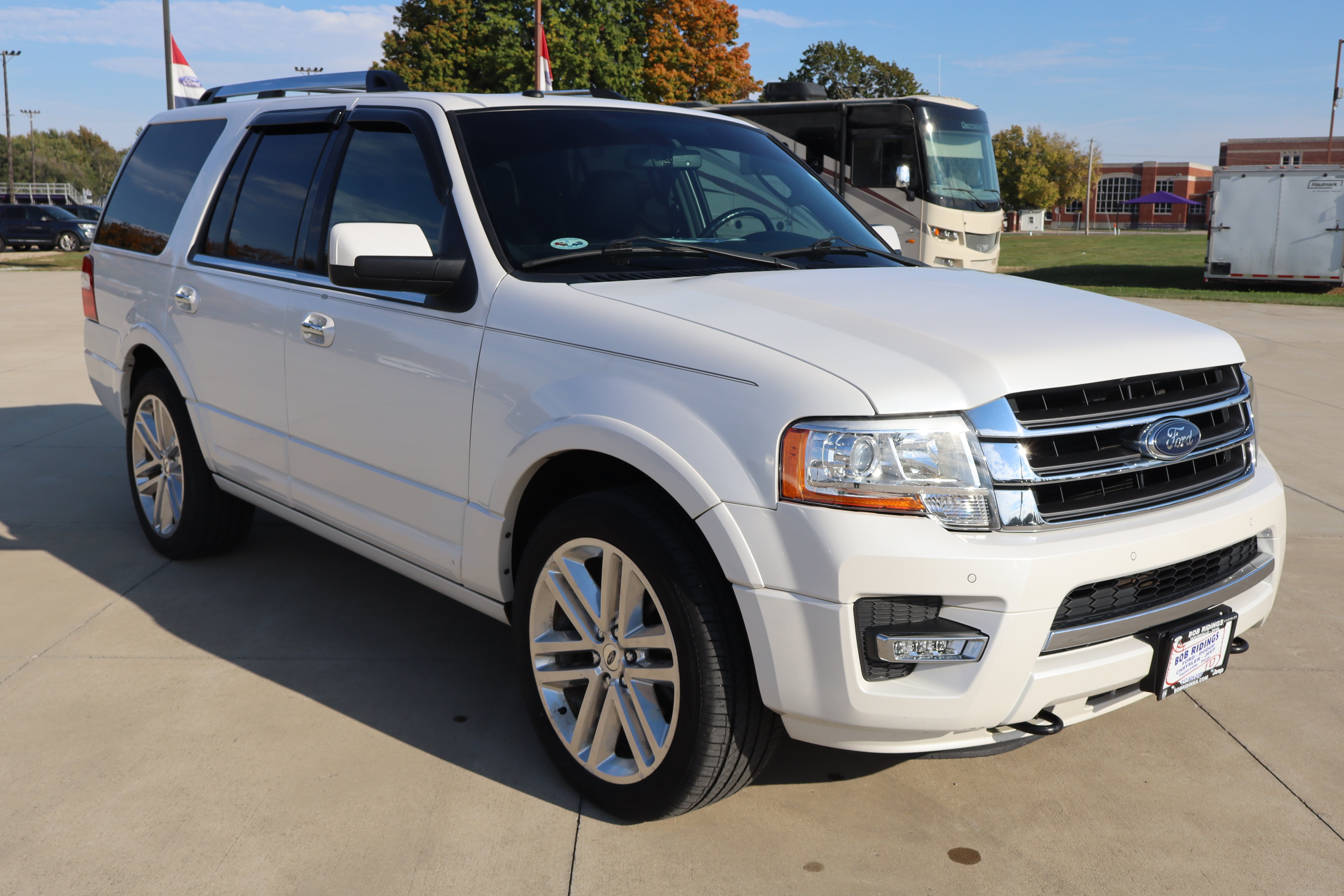 Certified 2017 Ford Expedition Limited w/ Equipment Group 301A AWD/4WD image 4
