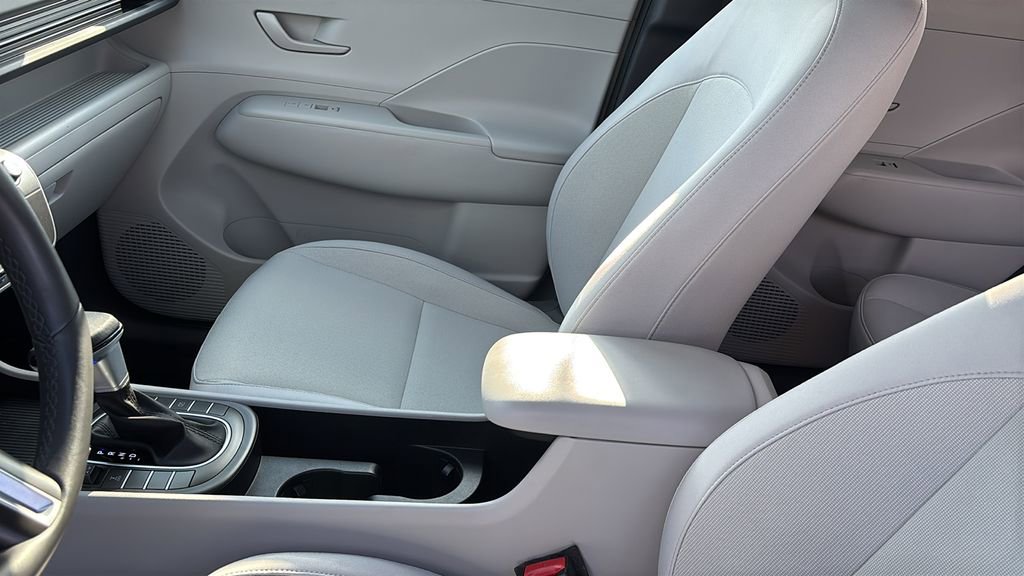 Used 2024 Hyundai Kona SEL image 24