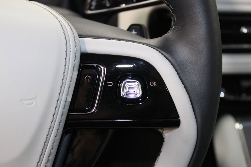 New 2026 Lincoln Aviator 2WD image 38