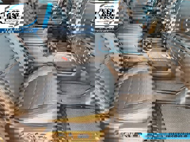 Used 2021 GMC Sierra 2500 Denali w/ Denali Black Diamond Edition image 14