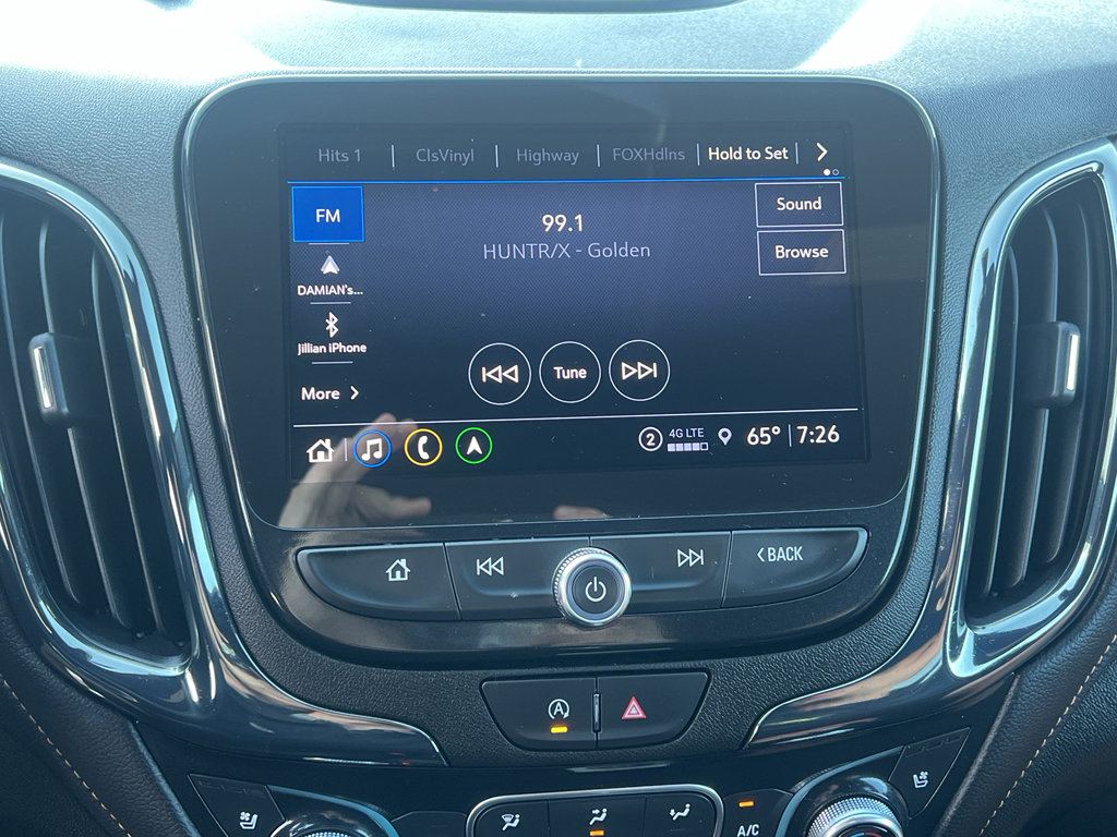 Used 2024 Chevrolet Equinox Premier AWD/4WD image 12