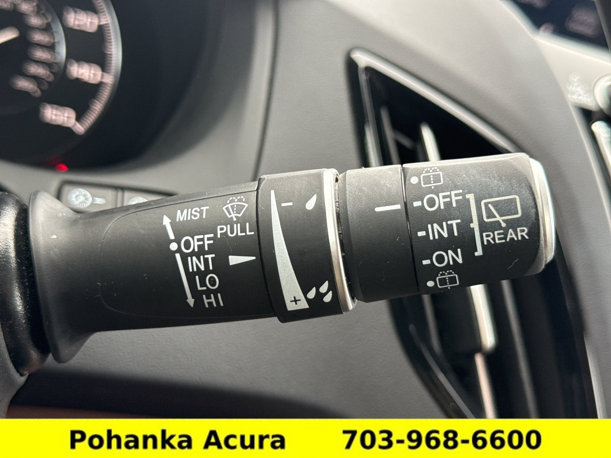 Used 2020 Acura RDX w/ Technology Package AWD/4WD image 7